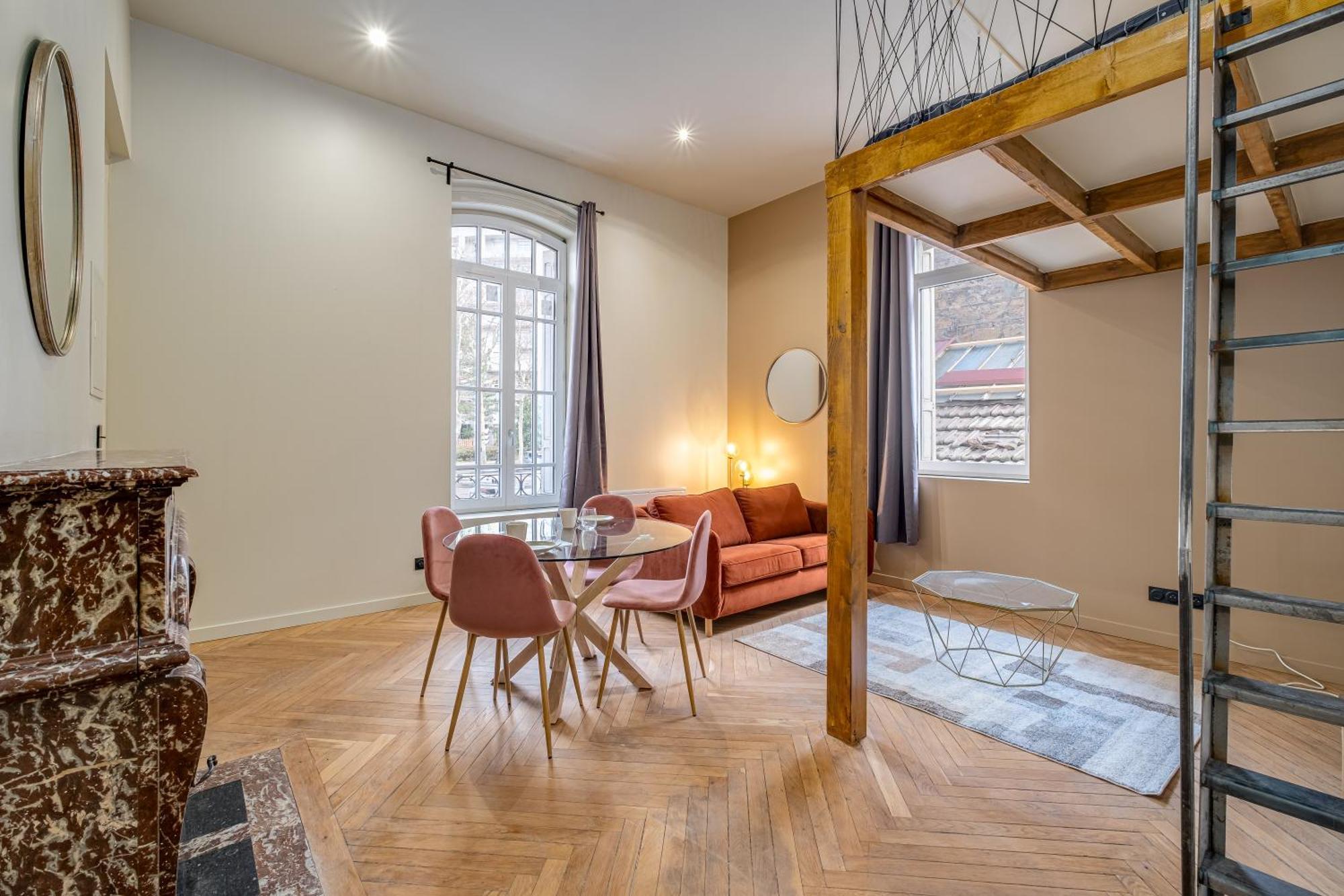Le Poudre Cours Fauriel Magnifique Appartement Сент Етиен Екстериор снимка